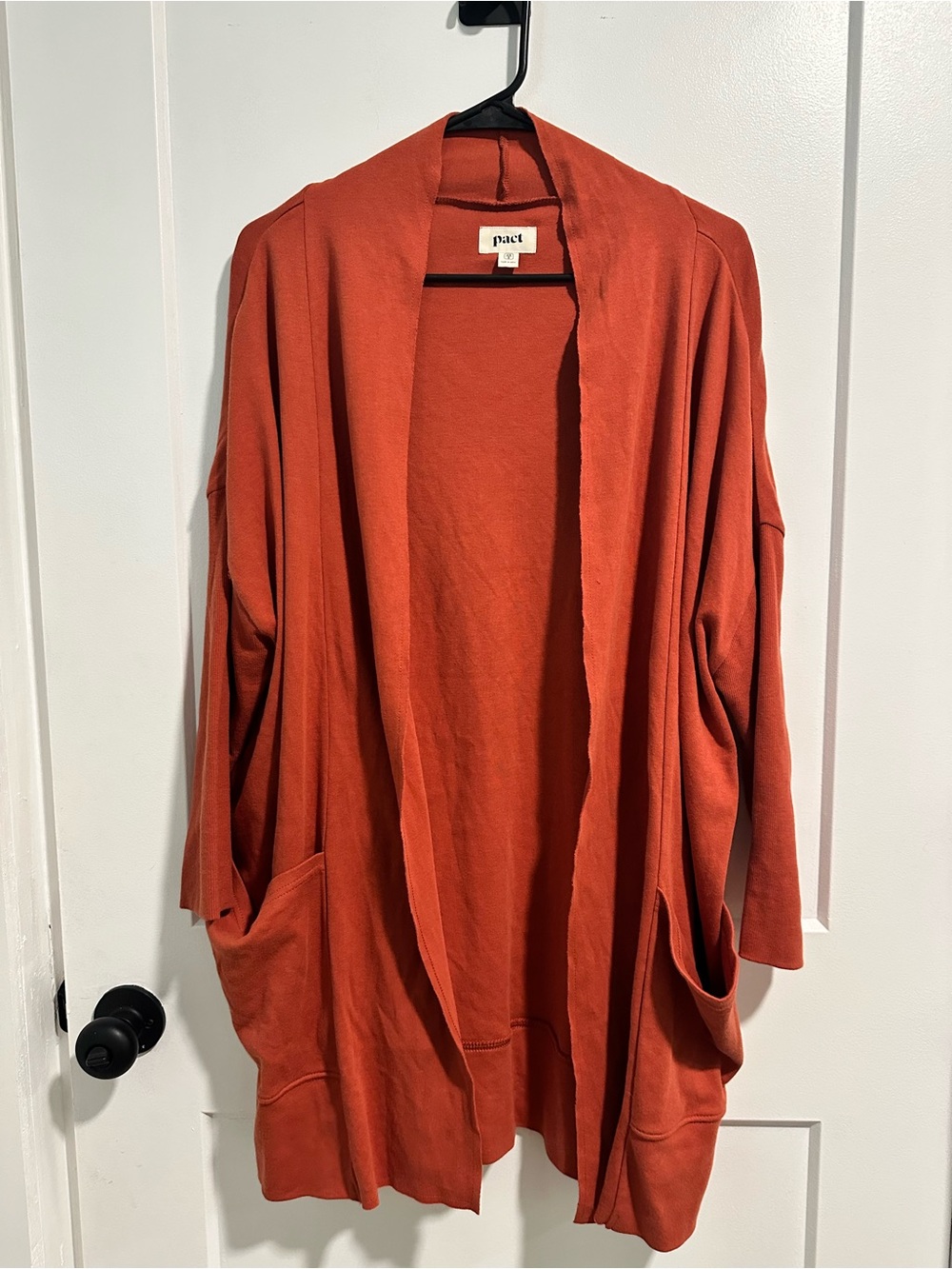 Pact organic cotton Women's Cardigan in Rust